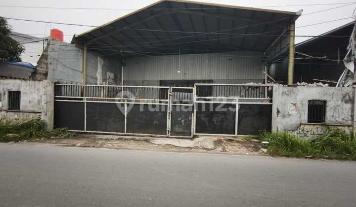 Ready-to-Use Roadside Warehouse in Tarumajaya, Bekasi