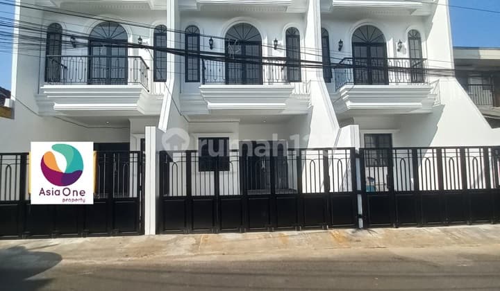 Rumah Bagus Siap Huni SHM Cipinang, Jakarta Timur