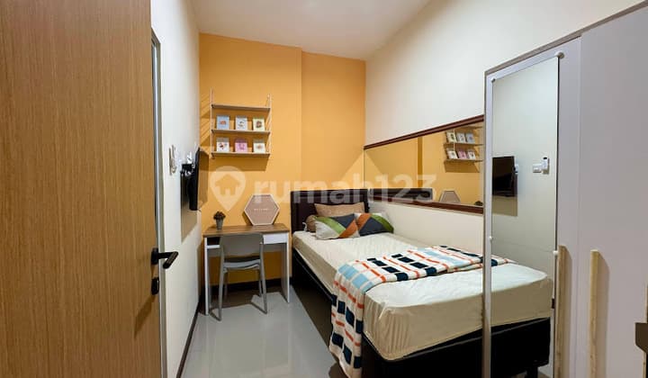 Full boarding house fully furnished, fully occupied near Mall at Jembatan Lima