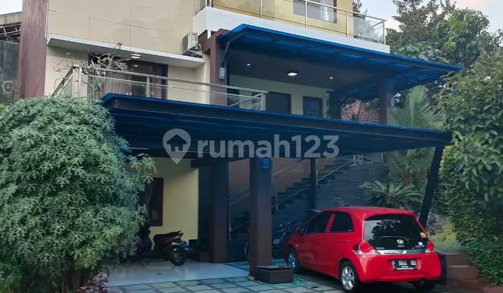 Rumah Posisi Hoek Furnish Siap Huni Sentul City