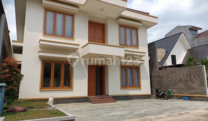 Rumah Baru Minimalis Modern Nuansa Asri Siap Huni Sentul City