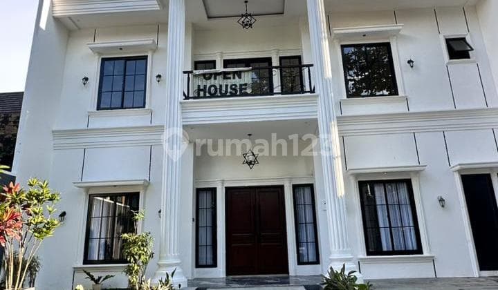 Beautiful House with Green Atmosphere and Swimming Pool Ready to Occupy, Sentul City