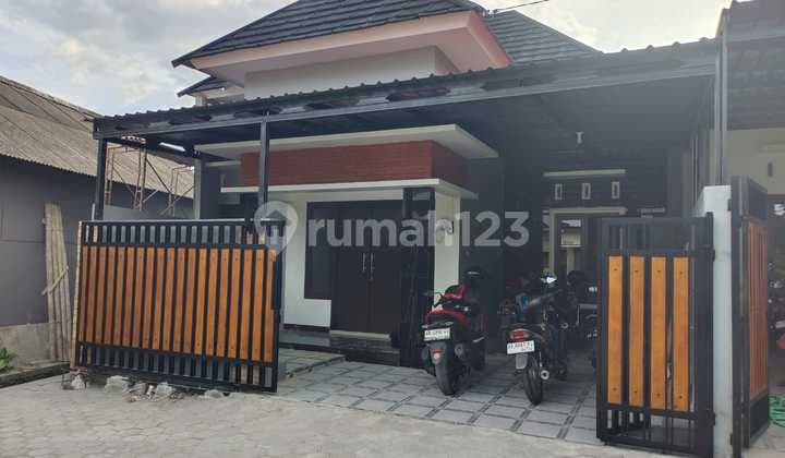 Rumah Cantik Megah Di Perumahan Dekat Jogja Bay Wedomartani Jogja