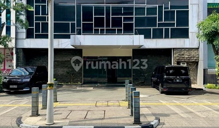Gedung Kantor Super Setrategis Dekat Senopati