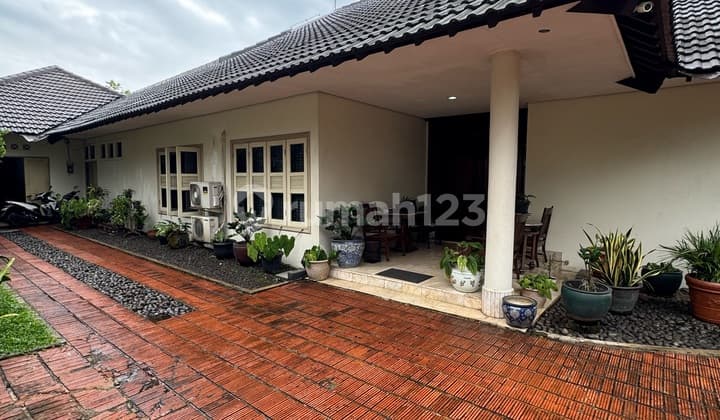 Rumah Asri Ruang Terbuka Hijau Luas | Lokasi Tenang