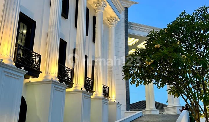 Best Location Brandnew House Luxury American Classic Design