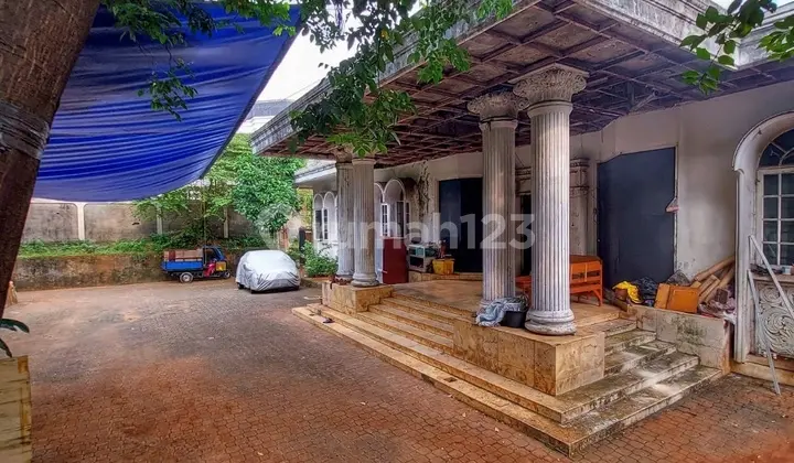BEST PRICE LOKASI DEKAT PEJATEN VILLAGE, RUMAH KONTRUKSI KOKOH HITUNG TANAH SJ