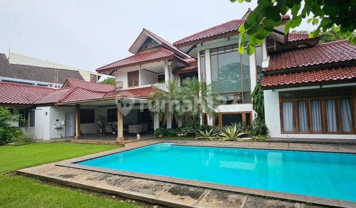 TERMURAH LOKASI ELITE, RUMAH RUANG TERBUKA HIJAU LUAS KUALITAS MEWAH, DIHARGAIN TANAH SJ