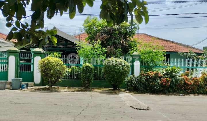 Rumah Lokasi Sangat Setrategis Dkt Kawasan Komersil Jalan Raya Bogor