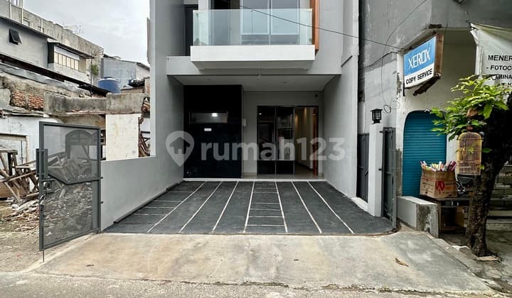 Rumah Baru Lokasi Dalam Komplek | Akses Lokasi Bagus...!