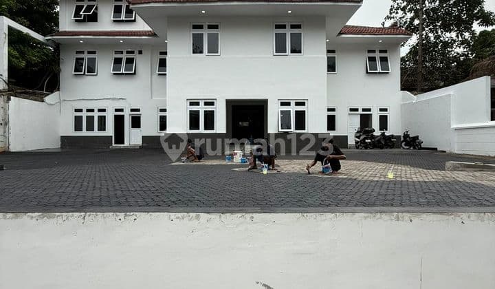 Dijual Gedung Premium Zona Komersial Di Menteng - Jakarta Pusat