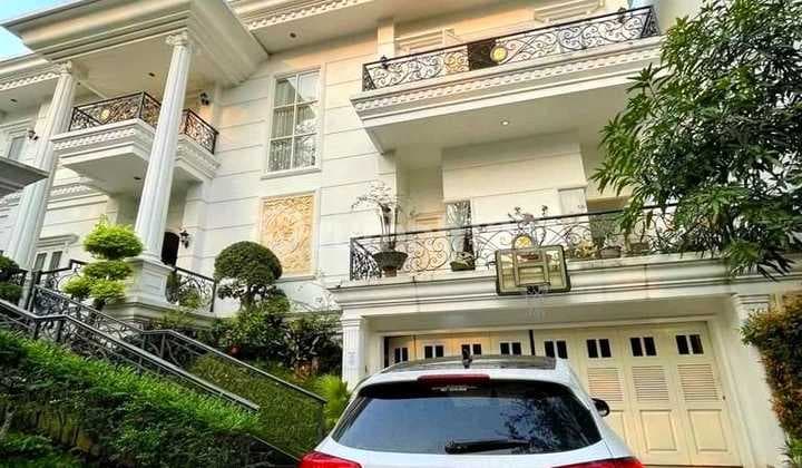 Dijual Rumah Mewah Full Furnish Di Tirta Golf - BSD CITY
