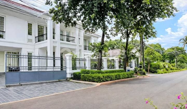 Rumah Terawat Siap Huni