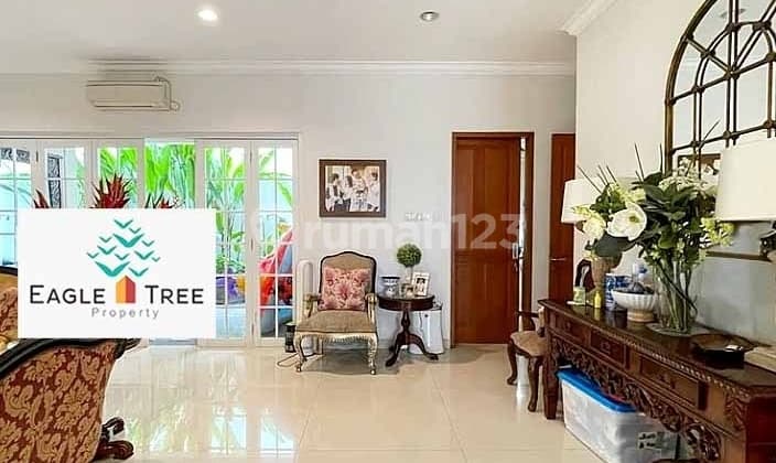 Rumah Modern Classic di Kebayoran Baru Jakarta Selatan