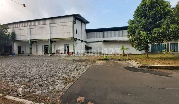 Warehouse With The Most Strategic Location In Taman Tekno Bsd