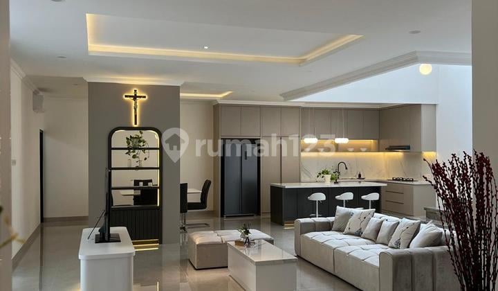 Luxury House American Classic Super Attractive Price and Location in Alam Sutera