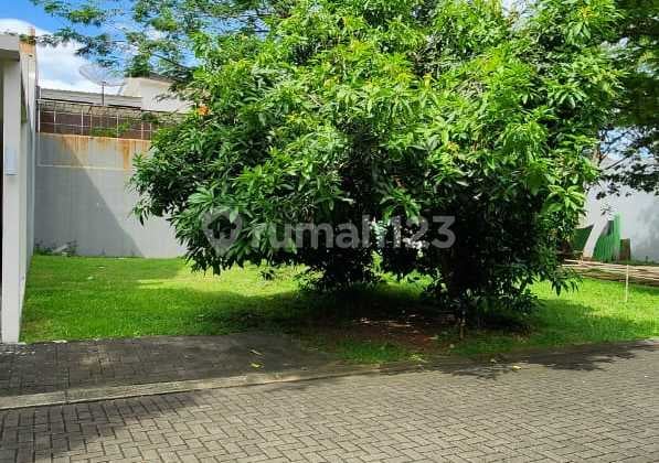 Land Hoek South East Garden in BSD Foresta