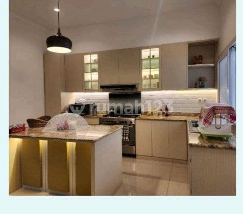 Rumah Cantik.bangunan Mandiri Lokasi Prime Di Alam Sutera