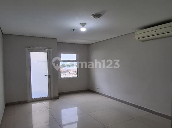 Disewa Madison Park Studio Unfurnished