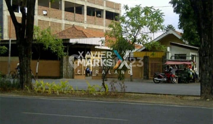 Rumah Jl. Arjuna Harga Hitung Tanah Pusat Kota Row Jalan Besar