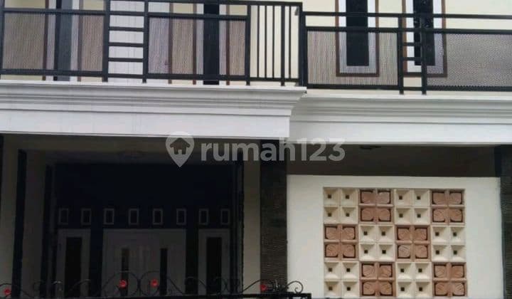 Rumah Bagus Lt 72 M2, Lantai 2, Shm Di Serua