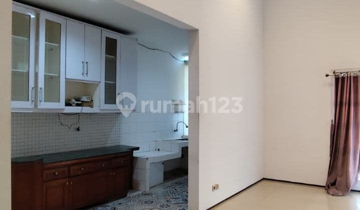 Rumah Baru Renov, 1 Lantai, SHM, di Bintaro,