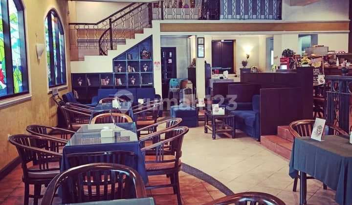 Dijual Tempat Usaha Luas Lokasi Tengah Kota di Jl. A. Yani Semarang