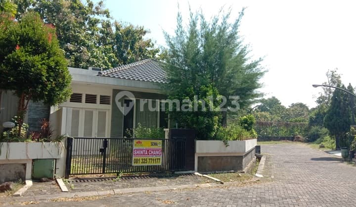 Dijual dan Disewakan Rumah Mewah Lokasi Candi Golf Semarang