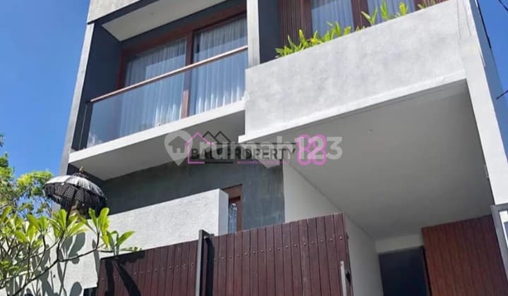 Dijual Villla Modern View Gwk dan Laut Ungasan Kuta Selatan LT 120 M2