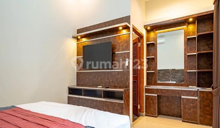 For Rent: Modern Minimalist House with Private Swimming Pool | 2 BR in Renon, South Denpasar