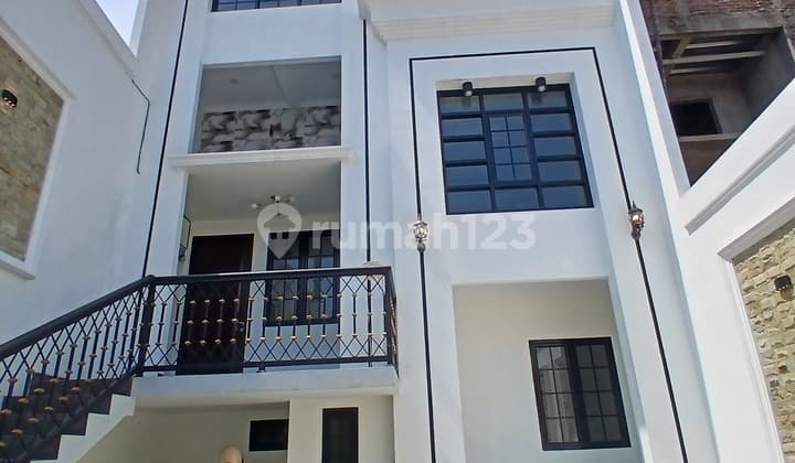 Rumah 3 Lantai Siap Huni Strategis Selangkah Ke Cinere Depok