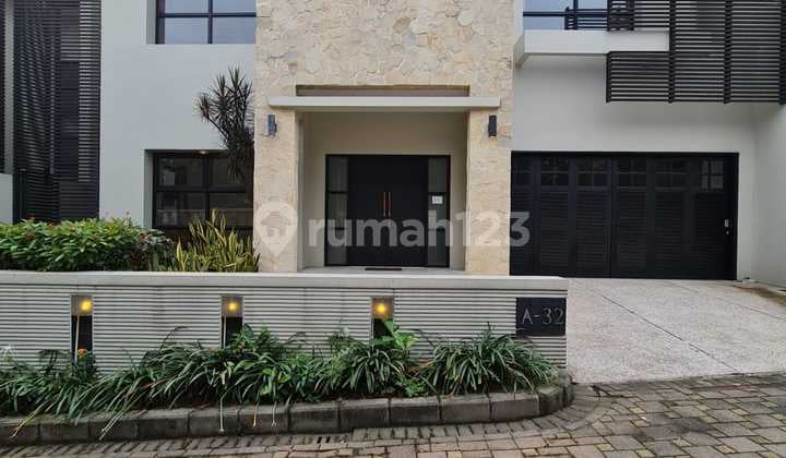 For Sale Luxury House in Kebagusan Residential Area, Tb. Simatupang