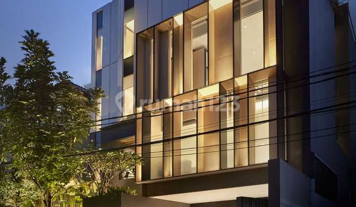 Brand New Ultra Luxurious Fully Furnished Modern Tropical House At Scbd
