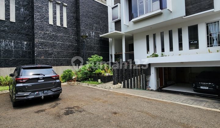 Dijual Kebayoran Baru Jakarta Selatan Brawijaya Townhouse