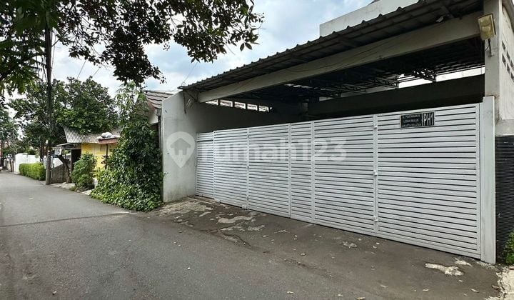 Dijual Rumah Modern Minimalis Lebak Bulus Semi Furnish