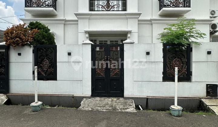 For Sale Tebet Modern Classic Furnished House Wide Street Row