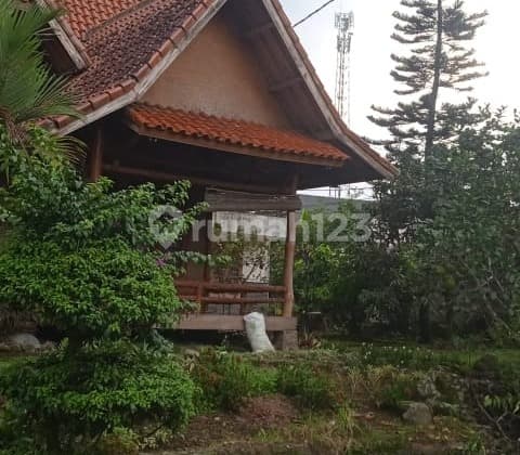 Dijual tanah beserta bangunan vila di Puncak, Pacet Cianjur