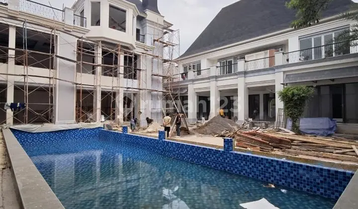 Luxury House, Design American Classic, Fully Furnished.