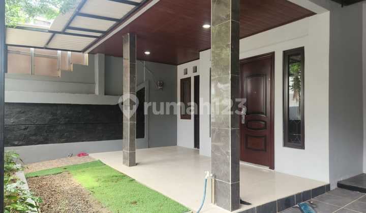 For Rent Comfortable House in Graha Bintaro - Quiet Location