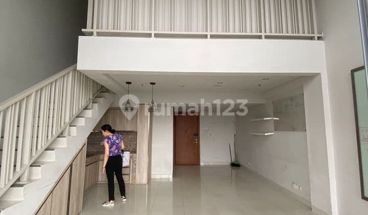 Disewakan Kantor Minimalis 97 M2 di Soho Pancoran, Harga Kompetitif Bebas Overtime