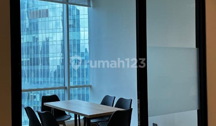 Sewa Ruang Kantor di Menara Sun Life Area Mega Kuningan Jakarta Selatan