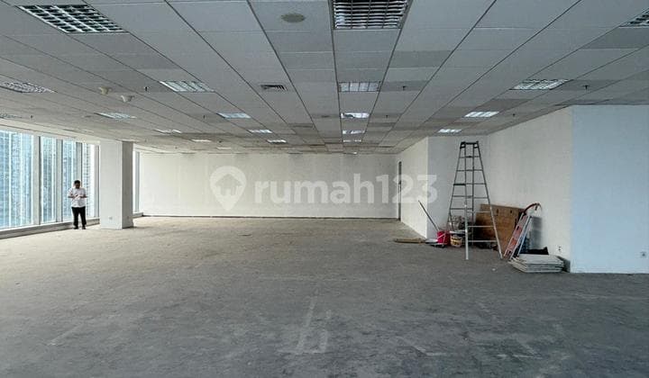 Rent office space in Cyber 2 Tower, bare condition, South Jakarta.