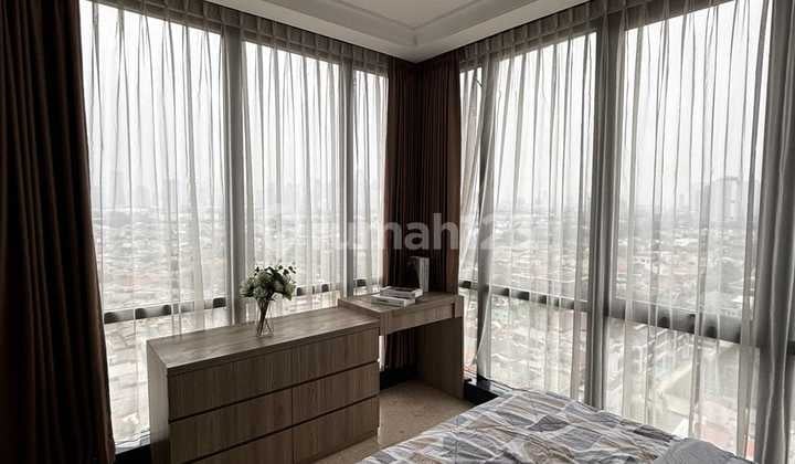 Disewakan Apartemen Cantik Di Permata Hijau Suites, 3 BR furnished mewah