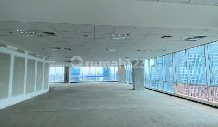 Strategically Located Office for Rent in South Jakarta - Sunlife Tower