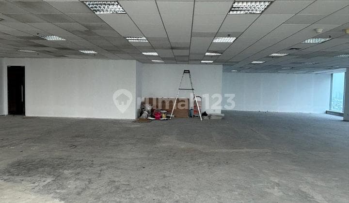Rent office space at Cyber 2 Tower building - Strategic location