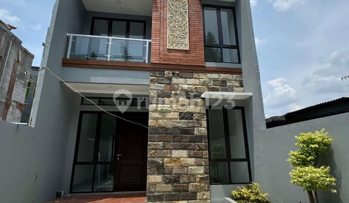 Rumah 2 Lt Siap Huni Tanah Luas 5 Menit Ke Tol Dan Lrt Cimanggis