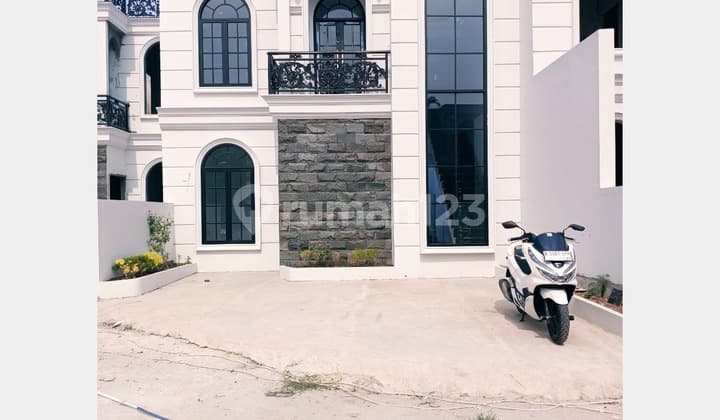 Rumah modern spek bata merah akses 6 menit ke LRT Cibubur