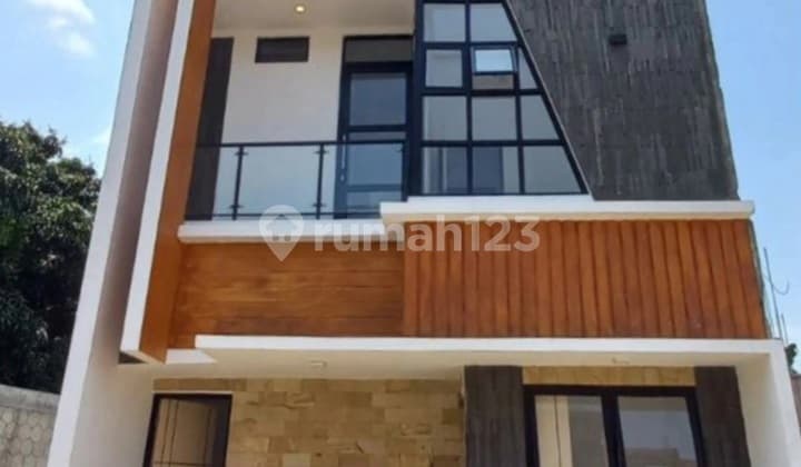 Rumah Siap Huni, Akses Jalan Besar Dekat Tol Cimanggis Dan Lrt