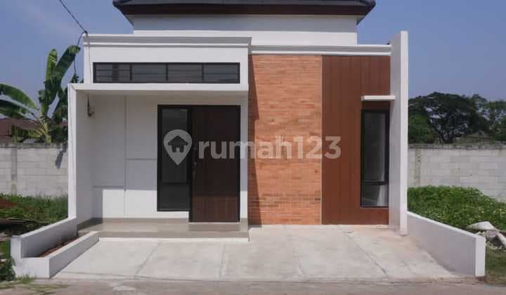 Rumah Cimanggis Depok Pinggir Jalan Raya 10 Menit Ke Tol Cijago