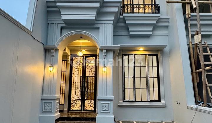 Rumah Mewah 2 Lantai Murah Dekat Stasiun Depok 5 Menit Ke Gdc